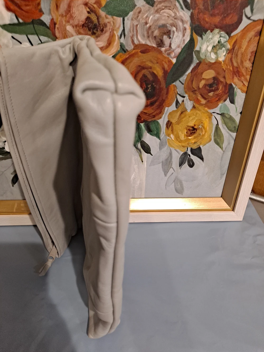 Vintage 80s Fold-Over Luxury Leather Pleated Clutch Light Gray Polished Classic